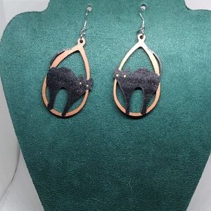 Chic Wooden Black Cat Teardrop Earrings – Playful, Whimsical, Unique